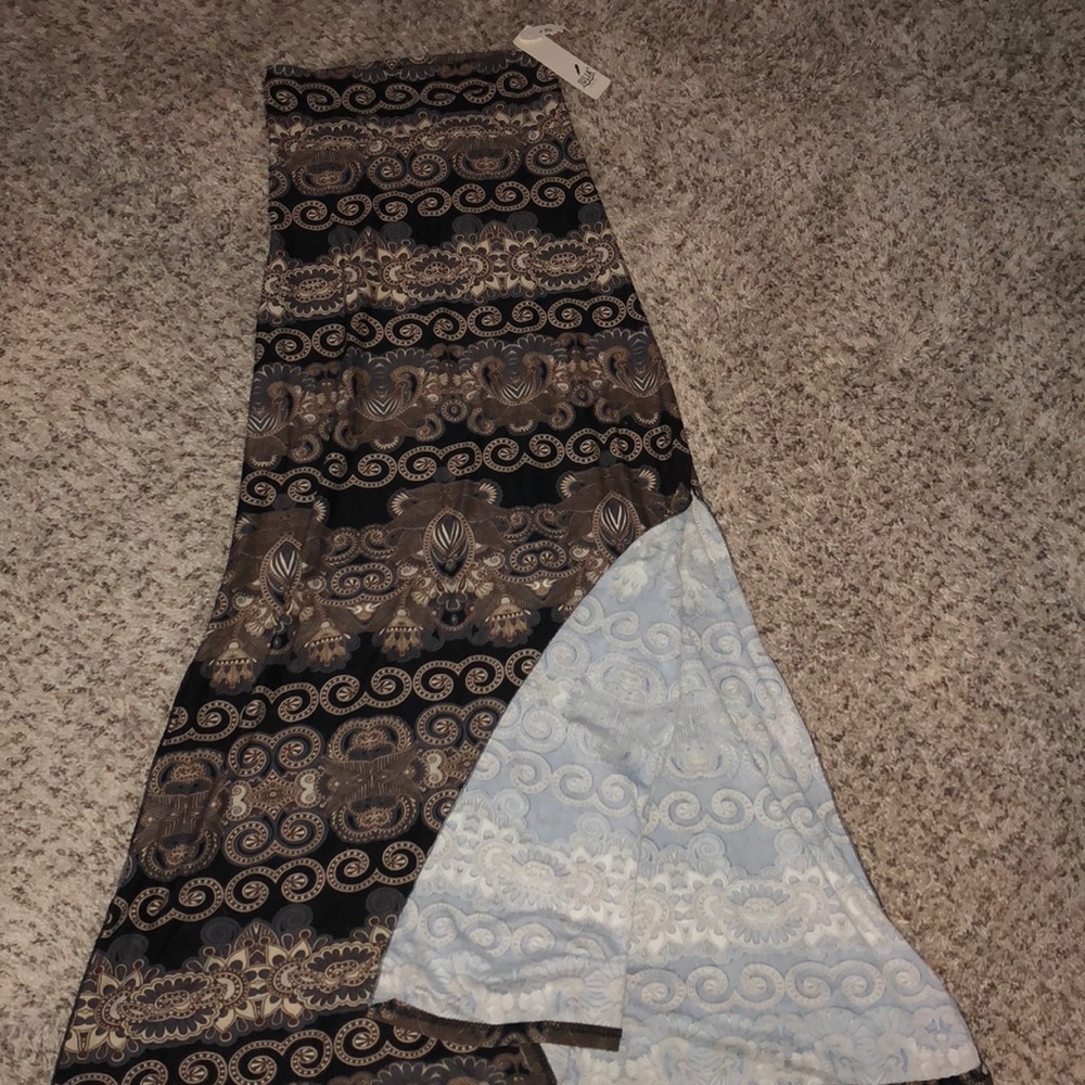 Maxi skirt
